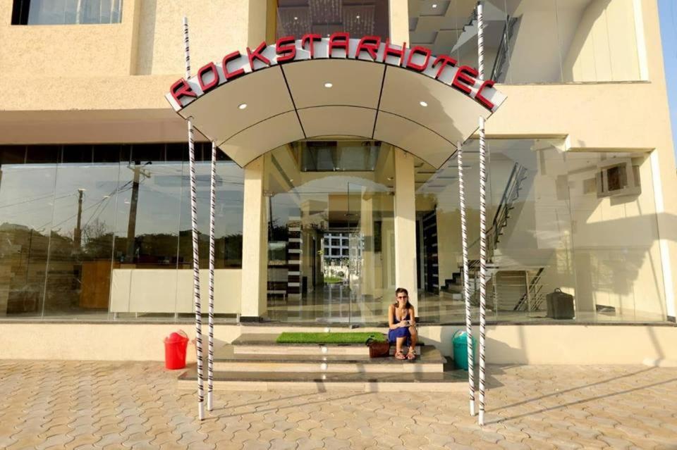 Rock Star Hotel Pushkar Eksteriør billede